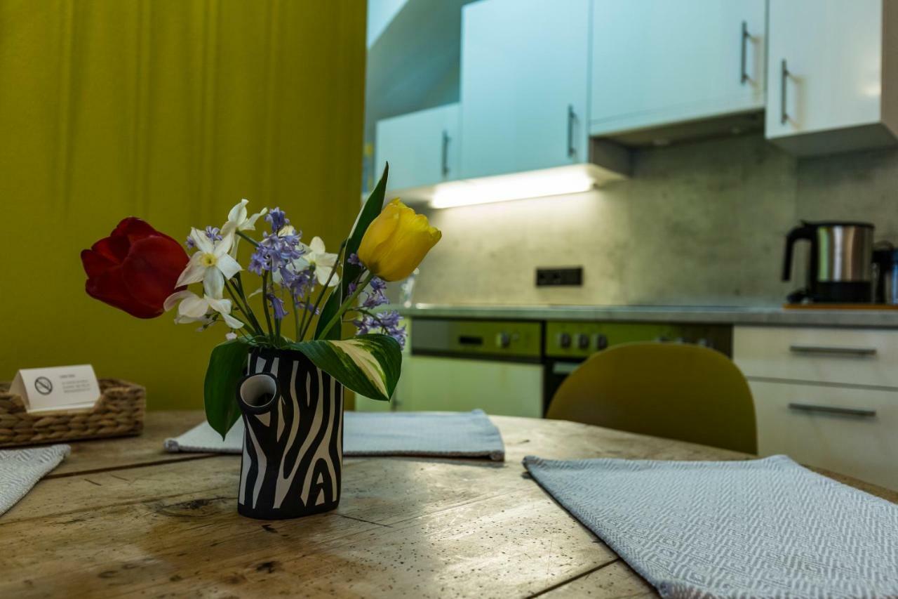 Yellow Flat By Grazrentals With Best Location & Free Parking Extérieur photo